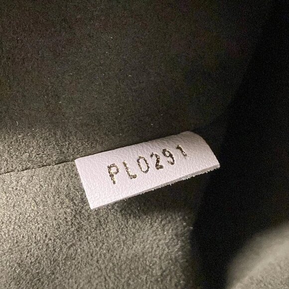 Auth LOUIS VUITTON Coussin PM M57793 Creme Coussin PL0291 Shoulder Bag - Picture 15 of 16